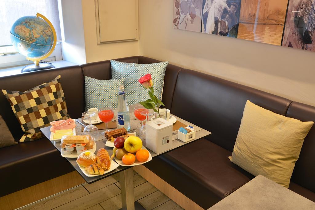 Maison B Bed & Breakfast Turin Exterior photo